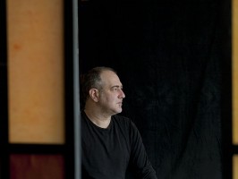Entrevista a Diego en Almagro Revista: “Si se puede aprender neurocirugía, se puede aprender a escribir”
